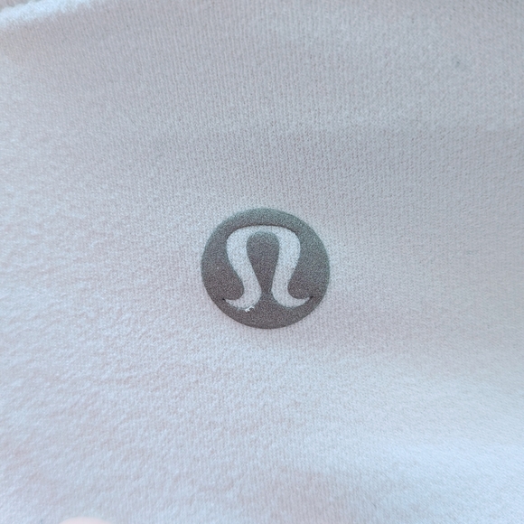 Lululemon Align Asymmetrical Yoga Bra – White, Size 8, Light Support C/D Cup #59 - Picture 5 of 6